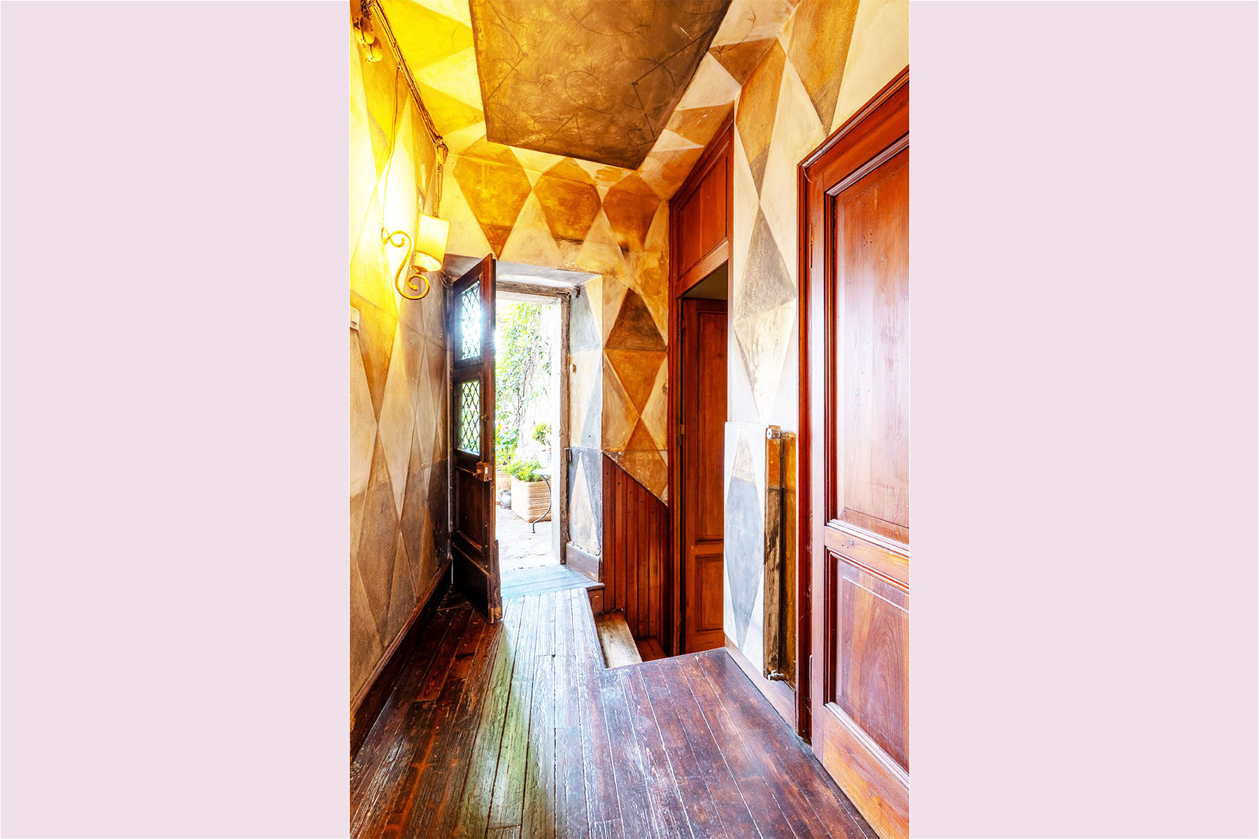 ingresso-suite-la-castellana ingresso-suite-la-castellana